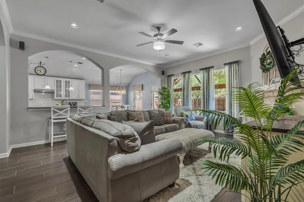 13817 Glen Mark Drive Manor, TX 78653