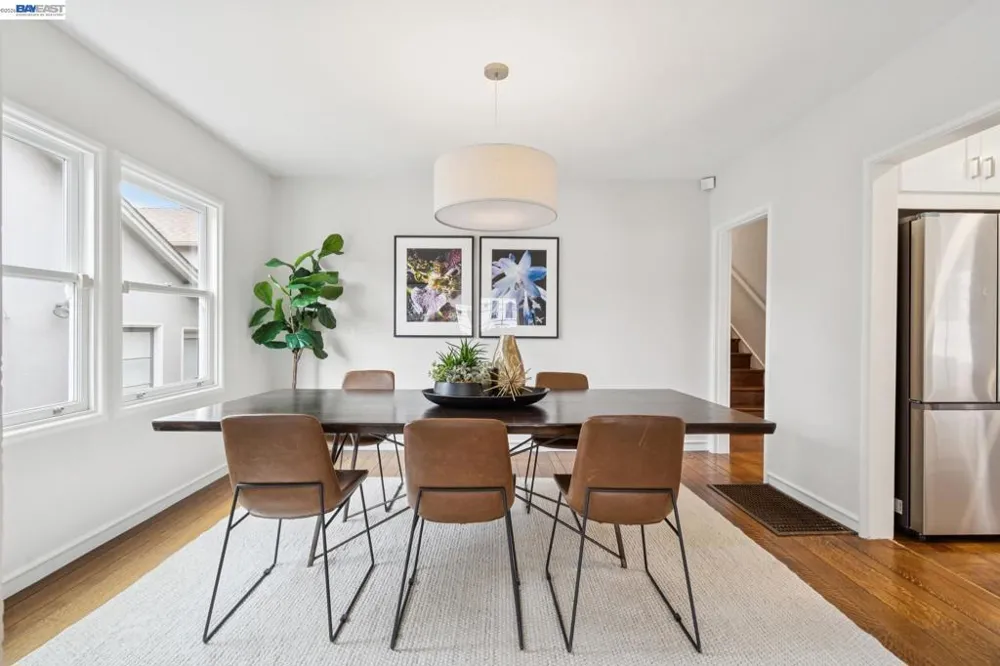 637 Boulevard Way Oakland, CA 94610