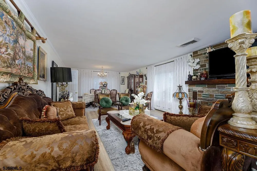 327 S Cologne Galloway Township, NJ 08215
