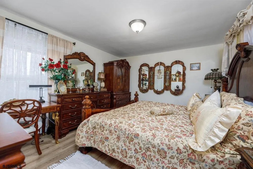 327 S Cologne Galloway Township, NJ 08215