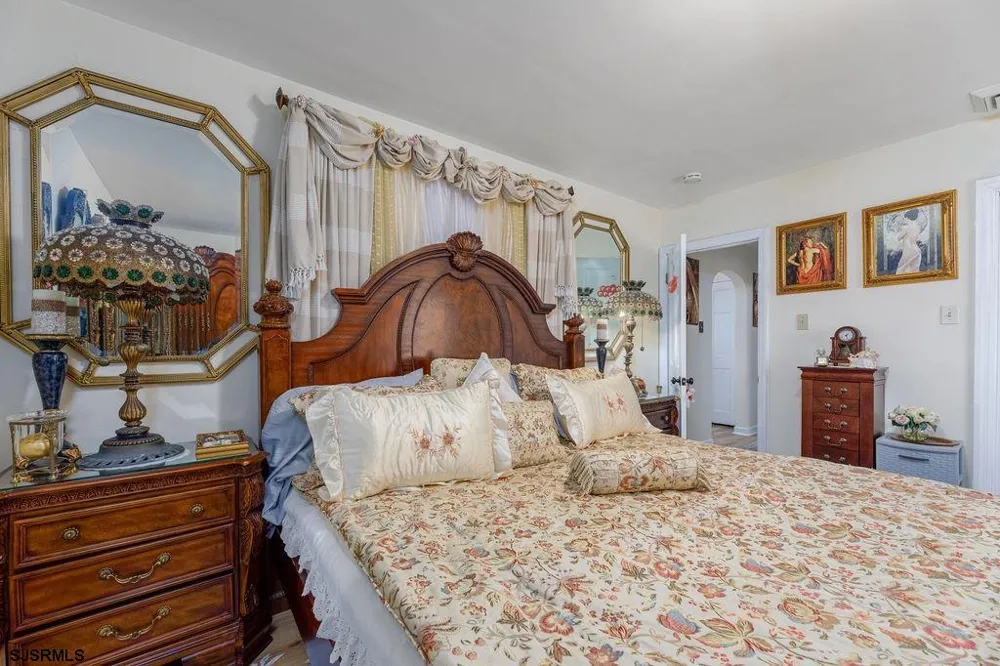 327 S Cologne Galloway Township, NJ 08215