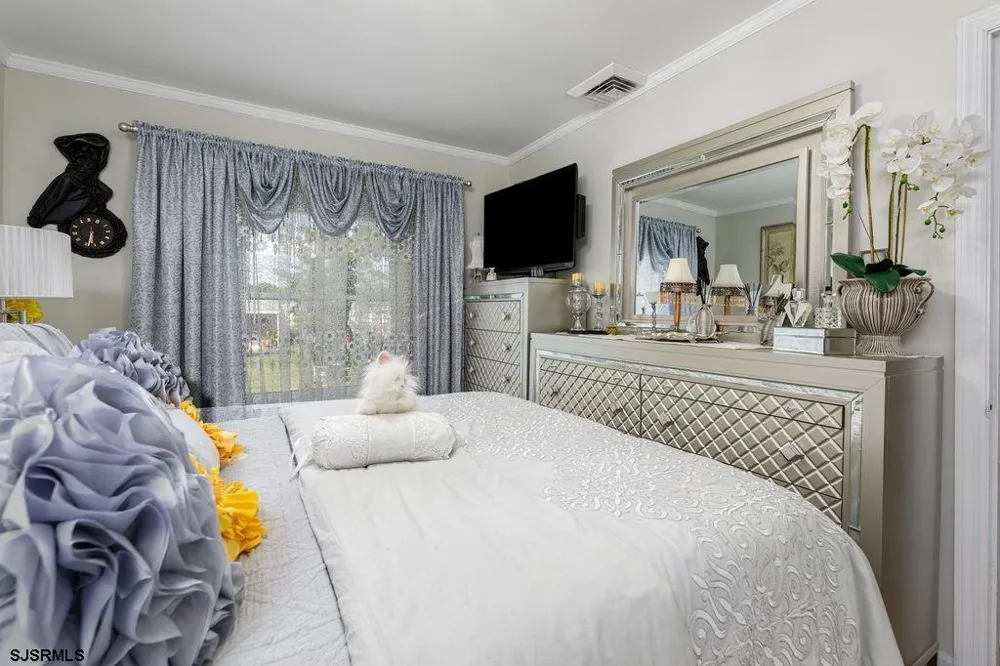 327 S Cologne Galloway Township, NJ 08215