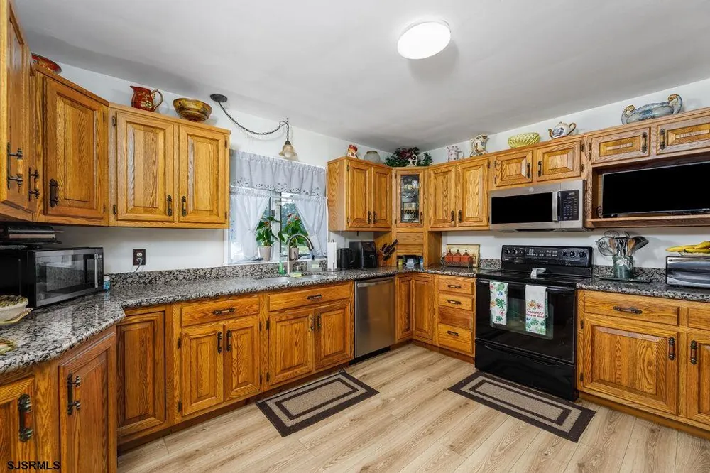 327 S Cologne Galloway Township, NJ 08215