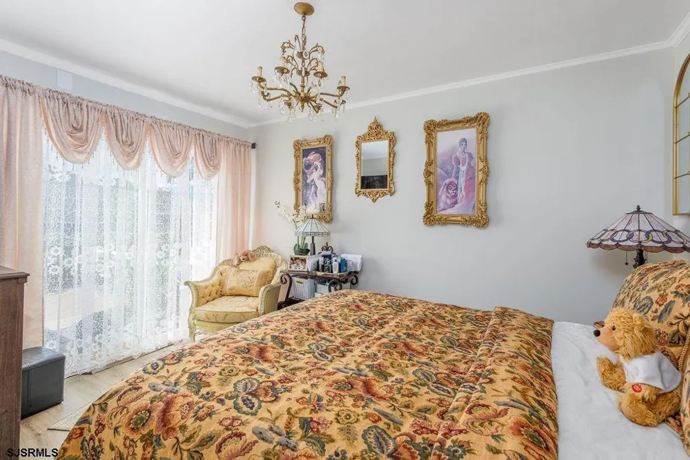 327 S Cologne Galloway Township, NJ 08215