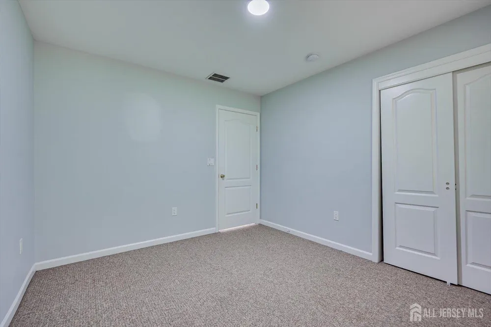 29 Mission Drive Monroe, NJ 08831