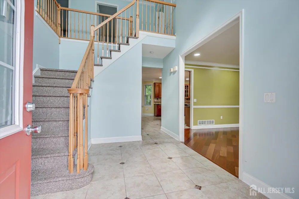 29 Mission Drive Monroe, NJ 08831