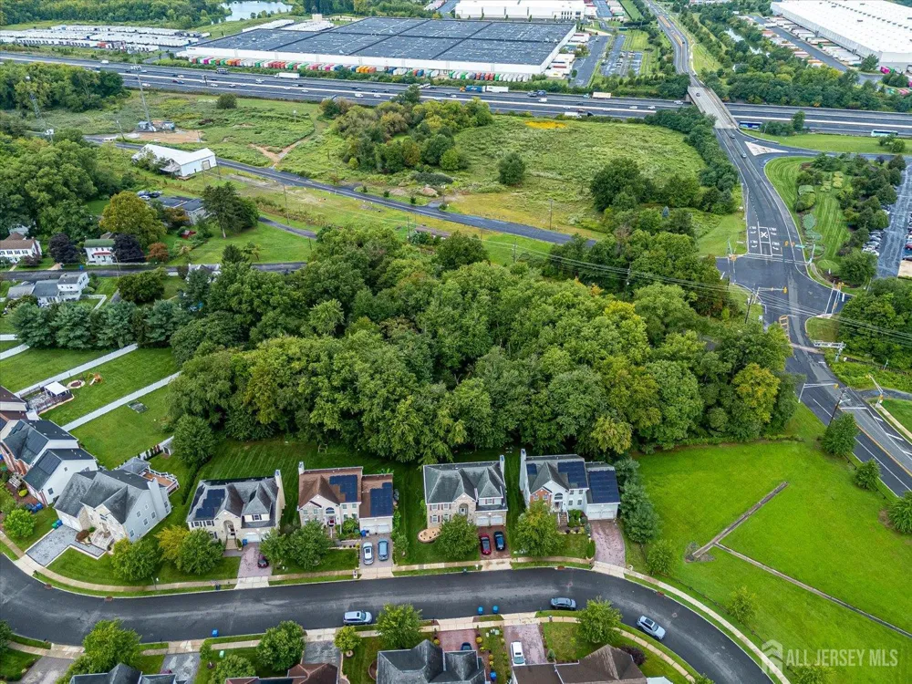 29 Mission Drive Monroe, NJ 08831