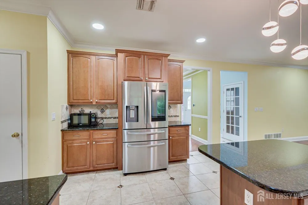 29 Mission Drive Monroe, NJ 08831