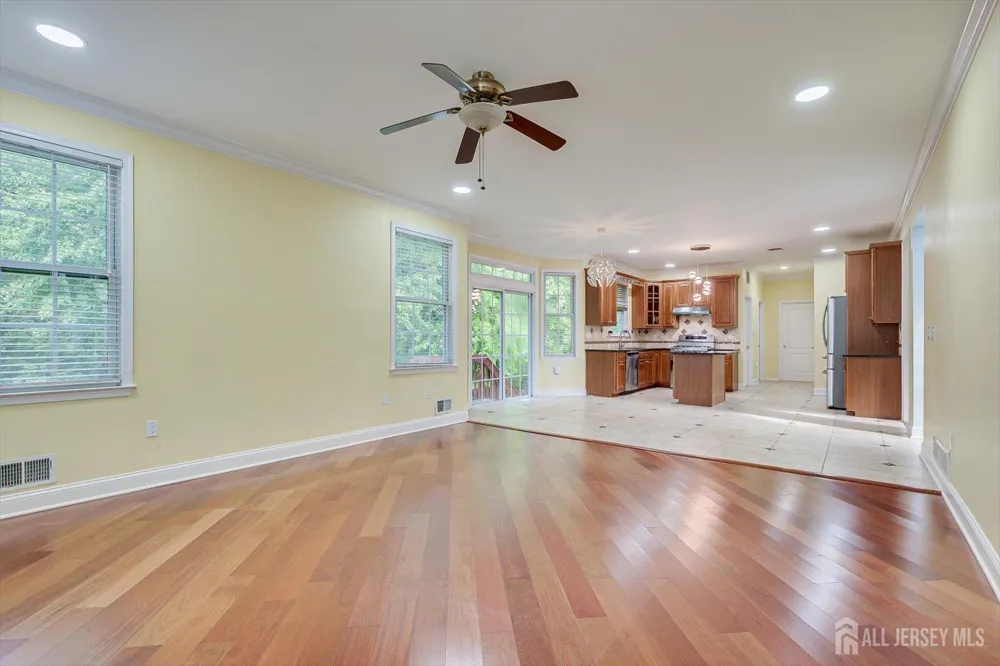 29 Mission Drive Monroe, NJ 08831
