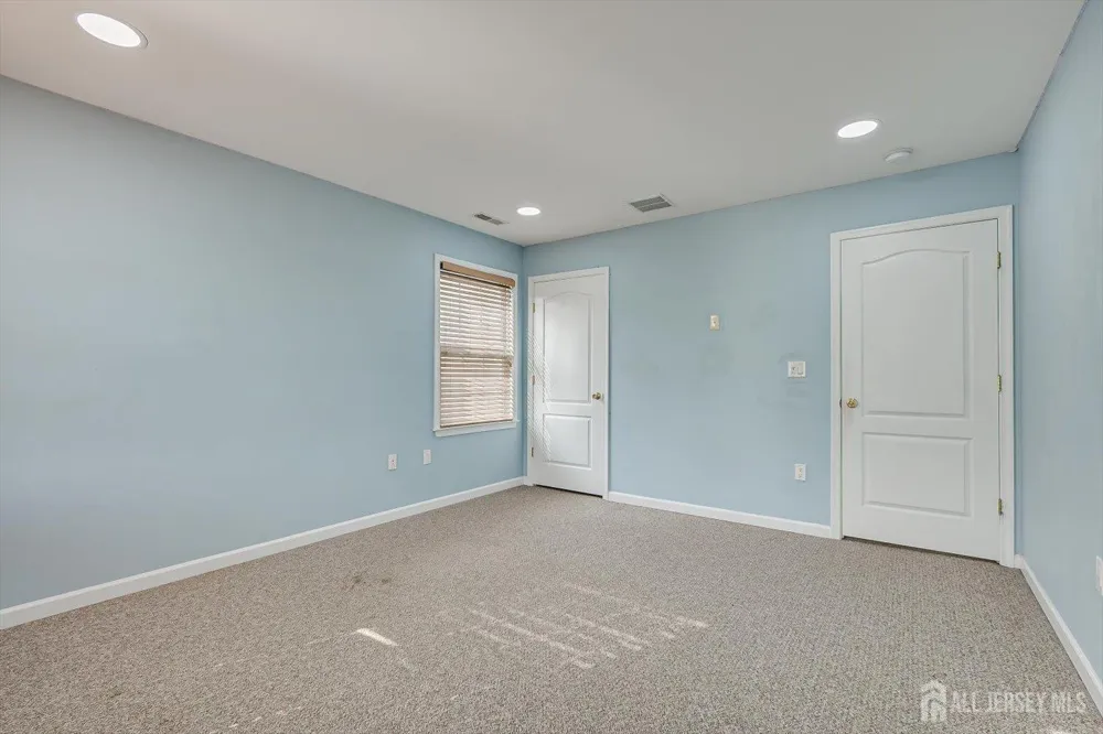 29 Mission Drive Monroe, NJ 08831