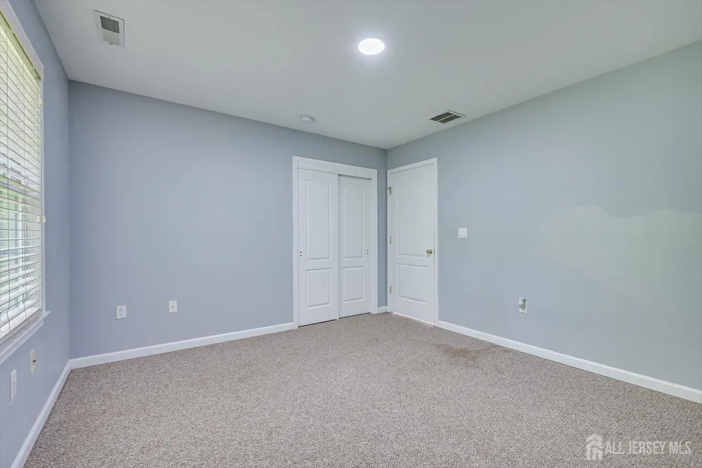 29 Mission Drive Monroe, NJ 08831