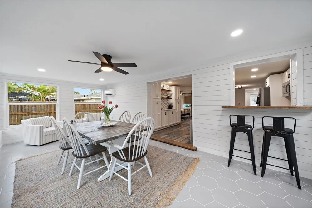 852 ACADIA ROAD Venice, FL 34293
