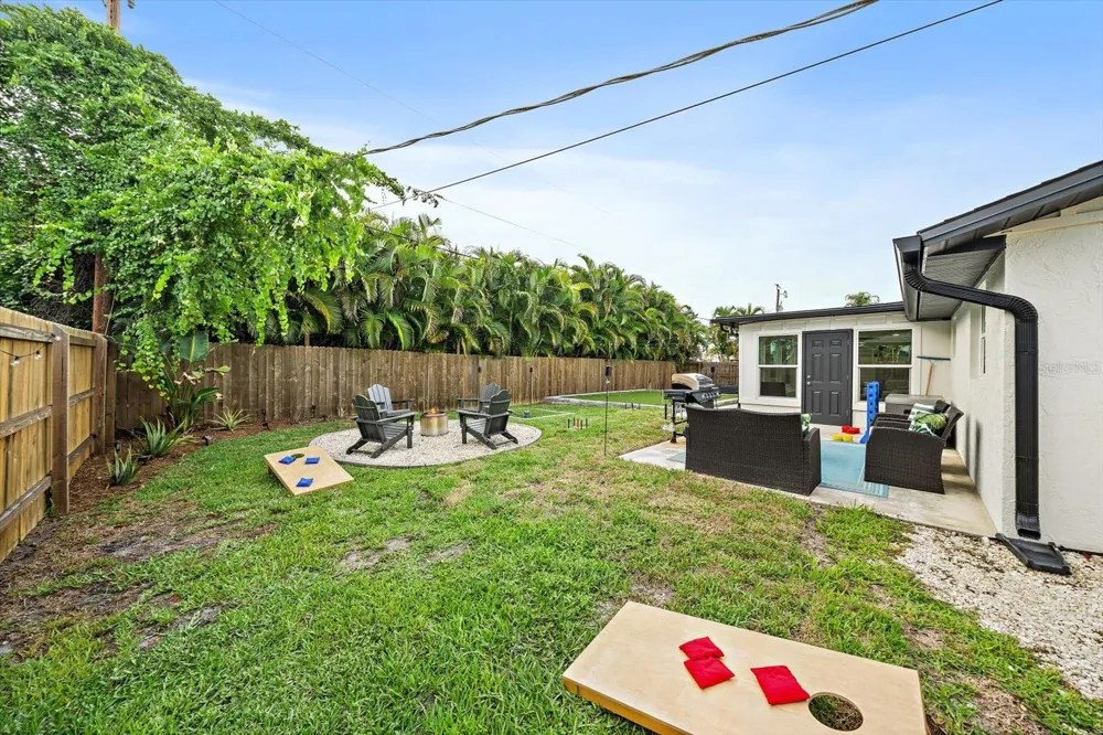 852 ACADIA ROAD Venice, FL 34293