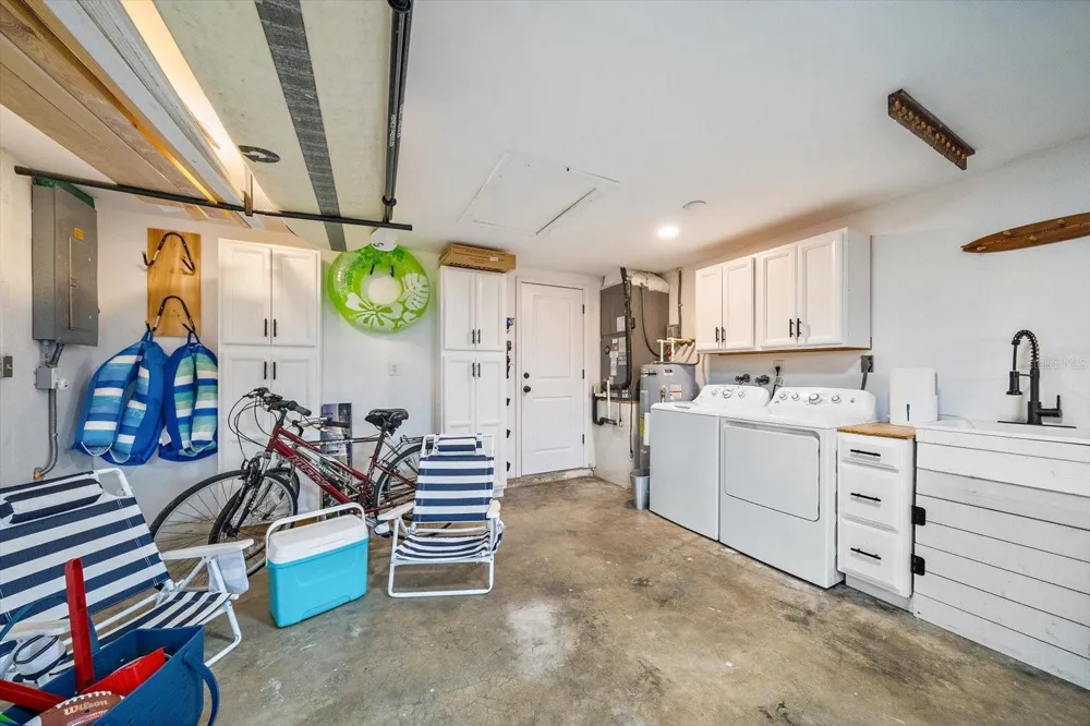 852 ACADIA ROAD Venice, FL 34293