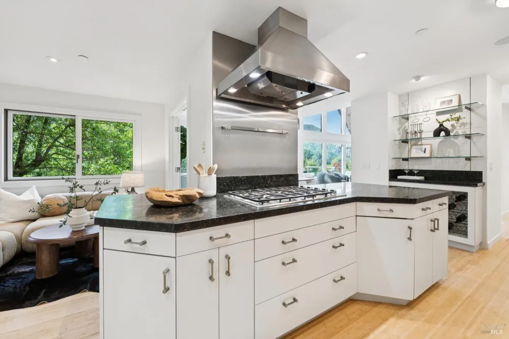 72 Cypress Avenue Mill Valley, CA 94941