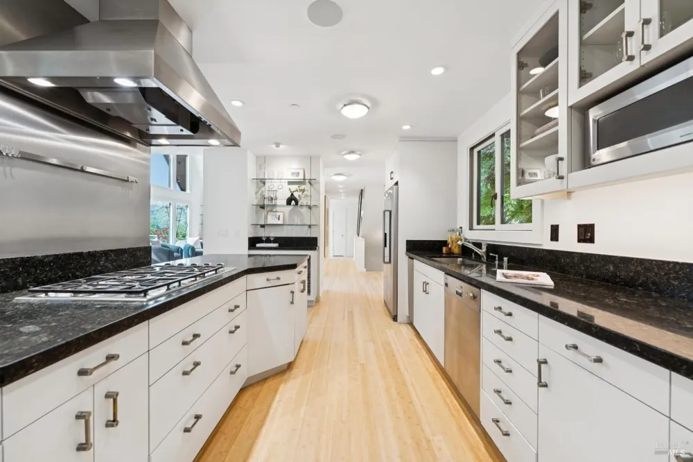 72 Cypress Avenue Mill Valley, CA 94941