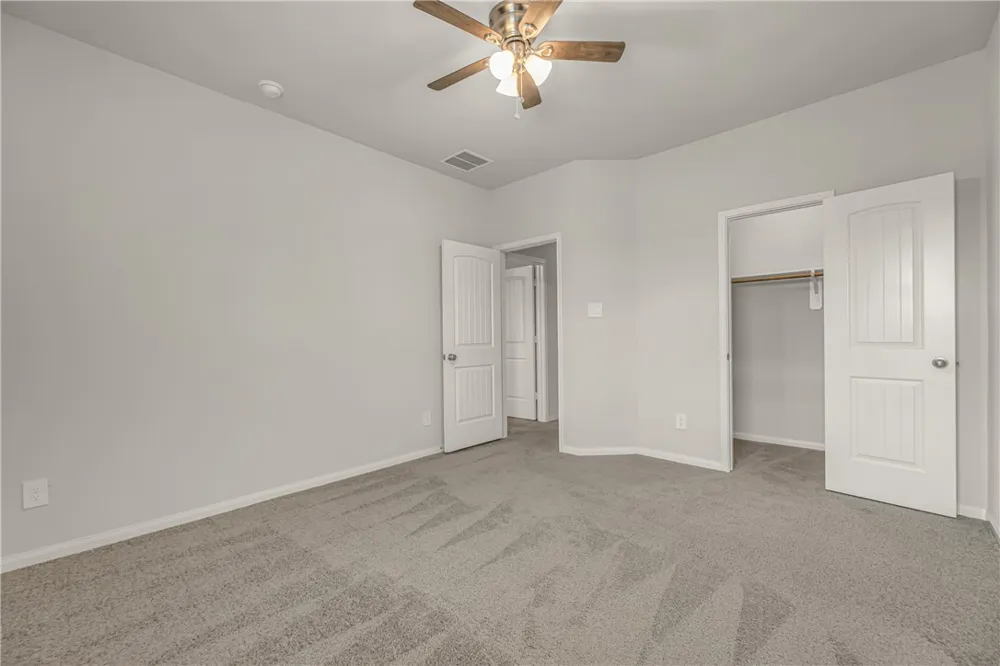 987 Harper Lane Bryan, TX 77803