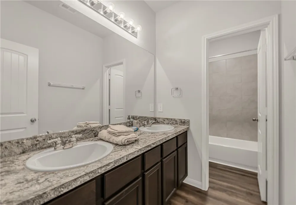 987 Harper Lane Bryan, TX 77803
