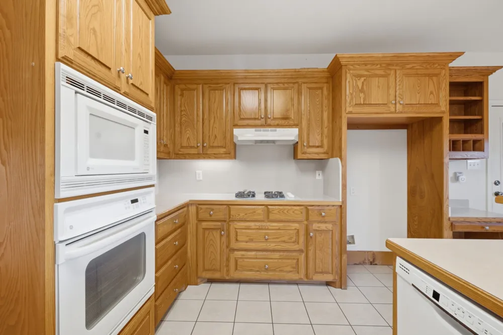 400 S College Street Pilot Point, TX 76258