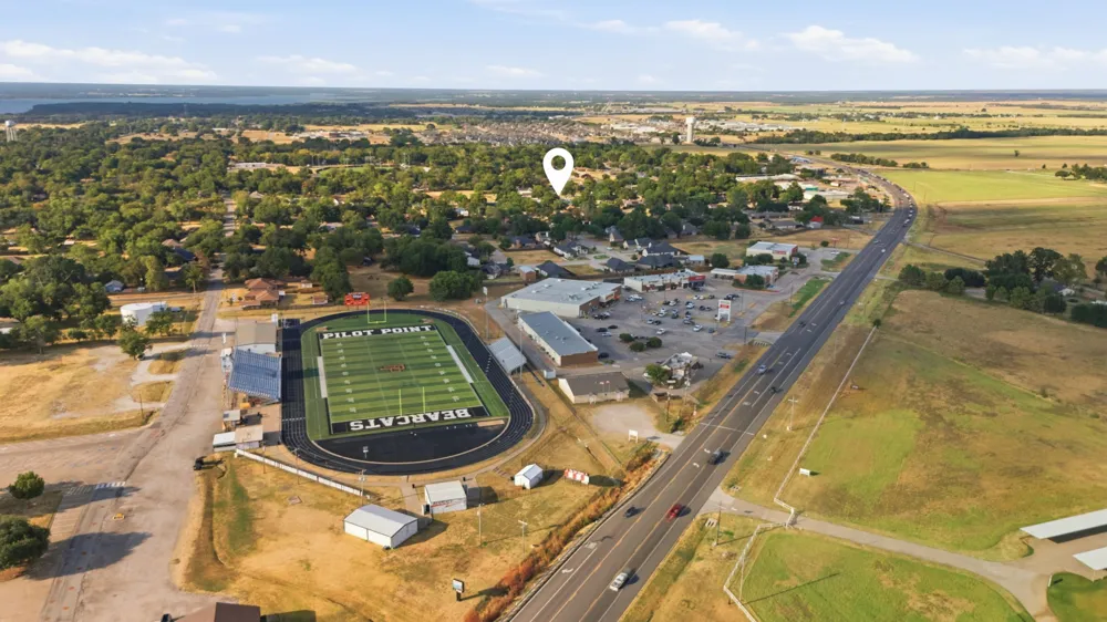 400 S College Street Pilot Point, TX 76258