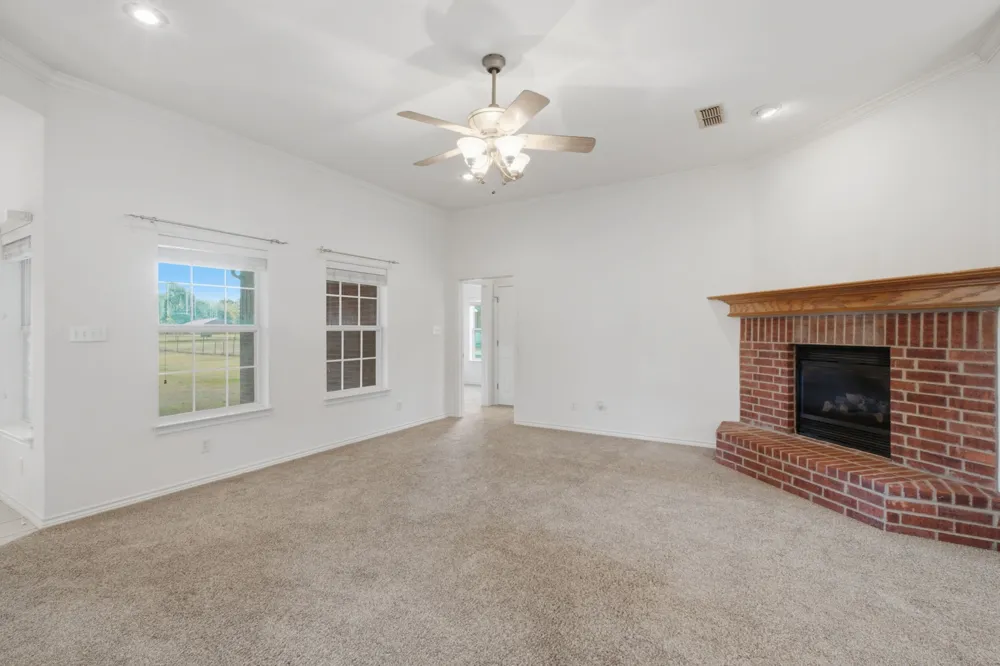 400 S College Street Pilot Point, TX 76258