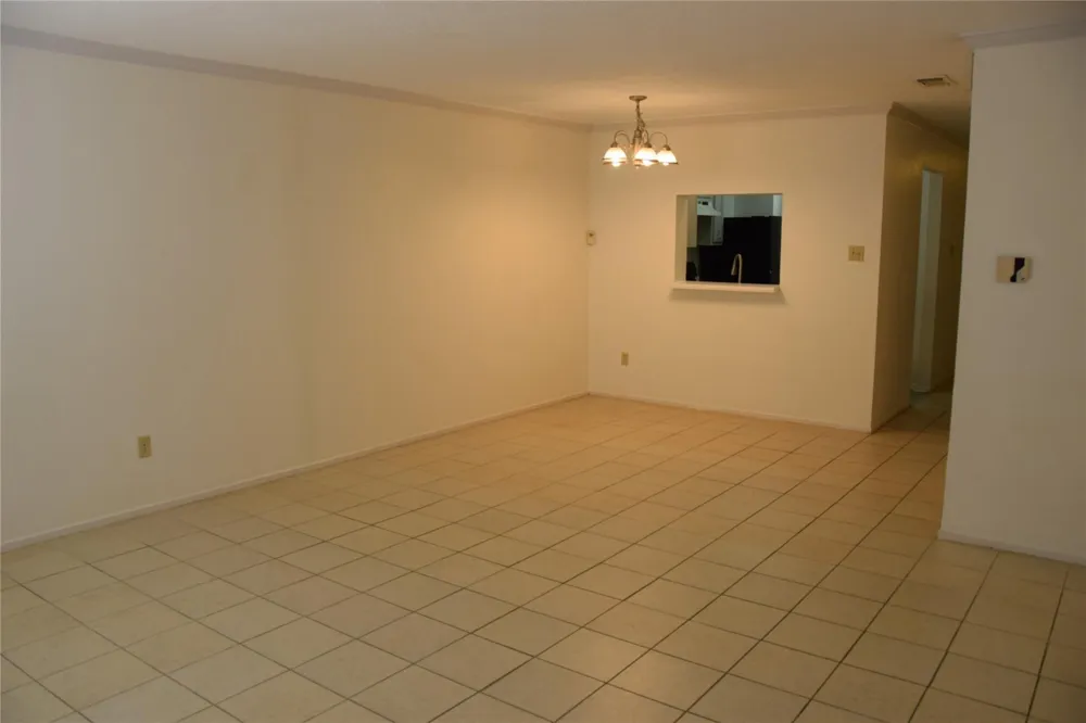 15357 Falmouth Avenue #2 Hockley, TX 77084