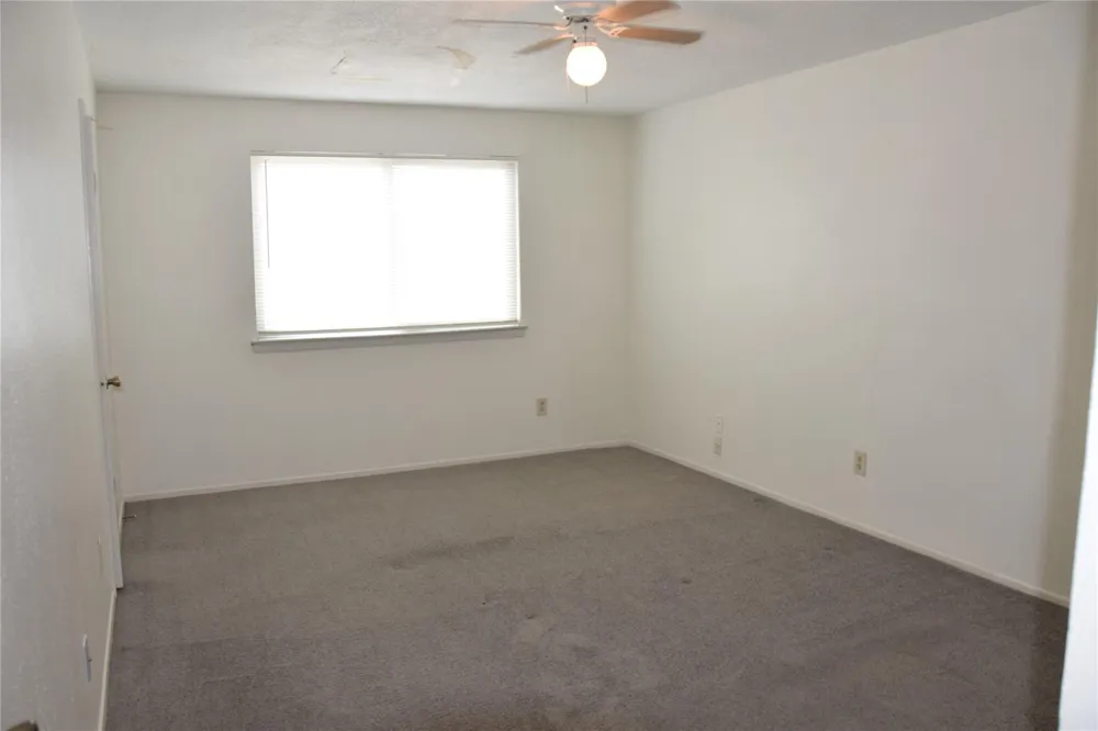 15357 Falmouth Avenue #2 Hockley, TX 77084