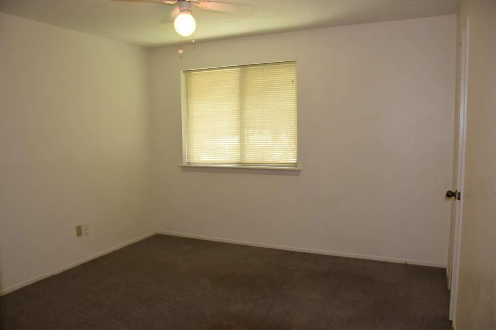 15357 Falmouth Avenue #2 Hockley, TX 77084