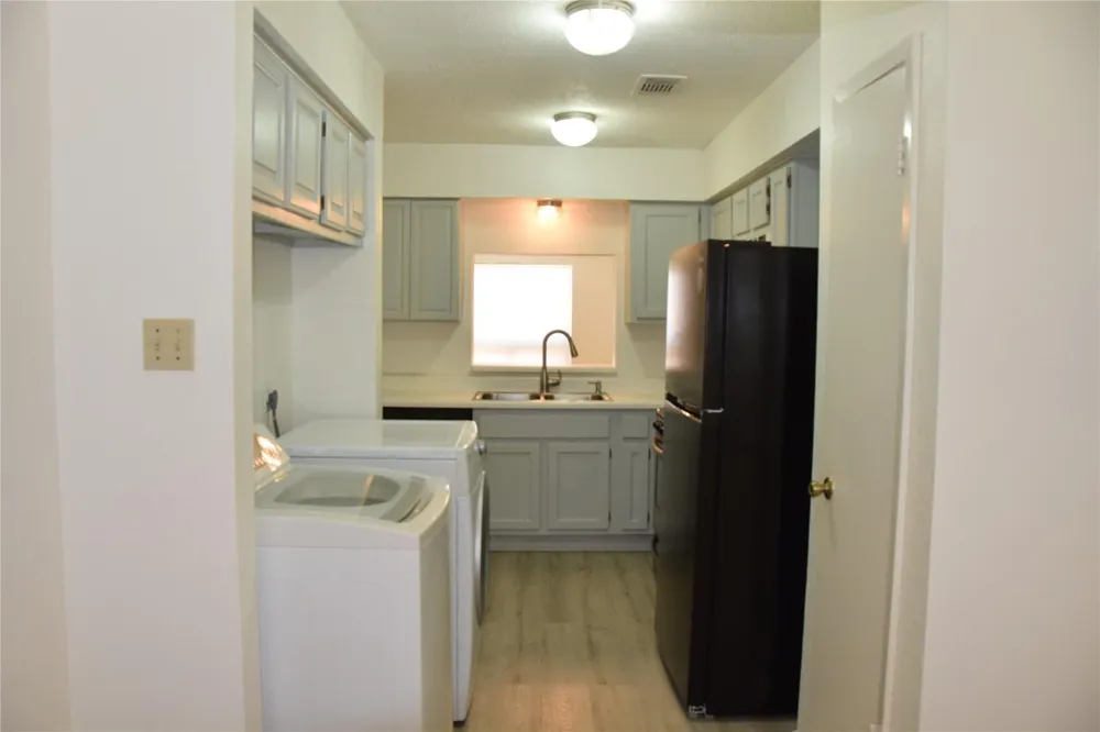 15357 Falmouth Avenue #2 Hockley, TX 77084