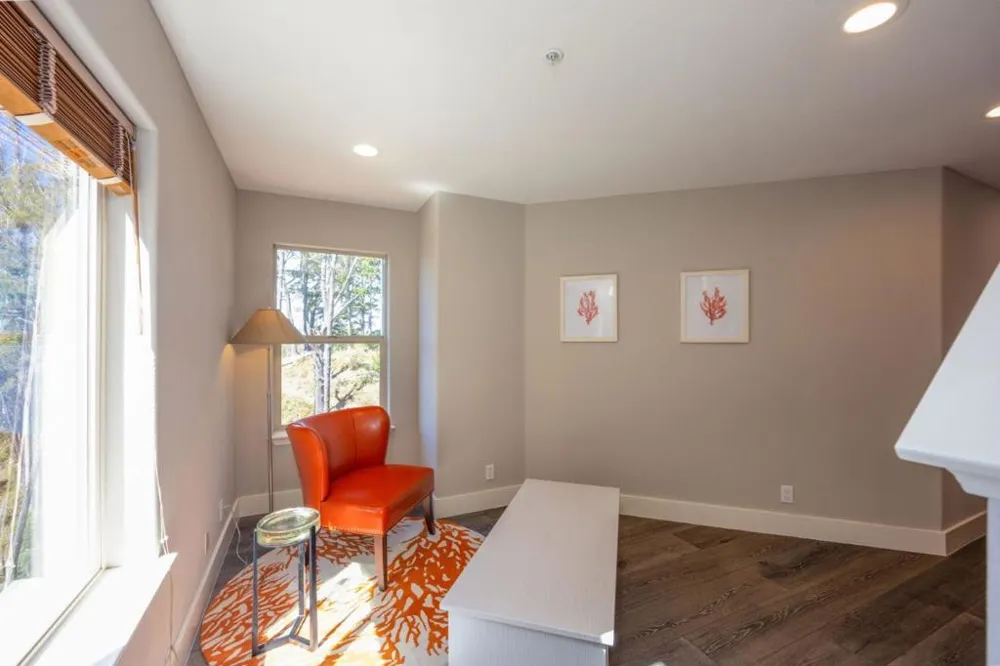 523 El Granada Boulevard El Granada, CA 94019
