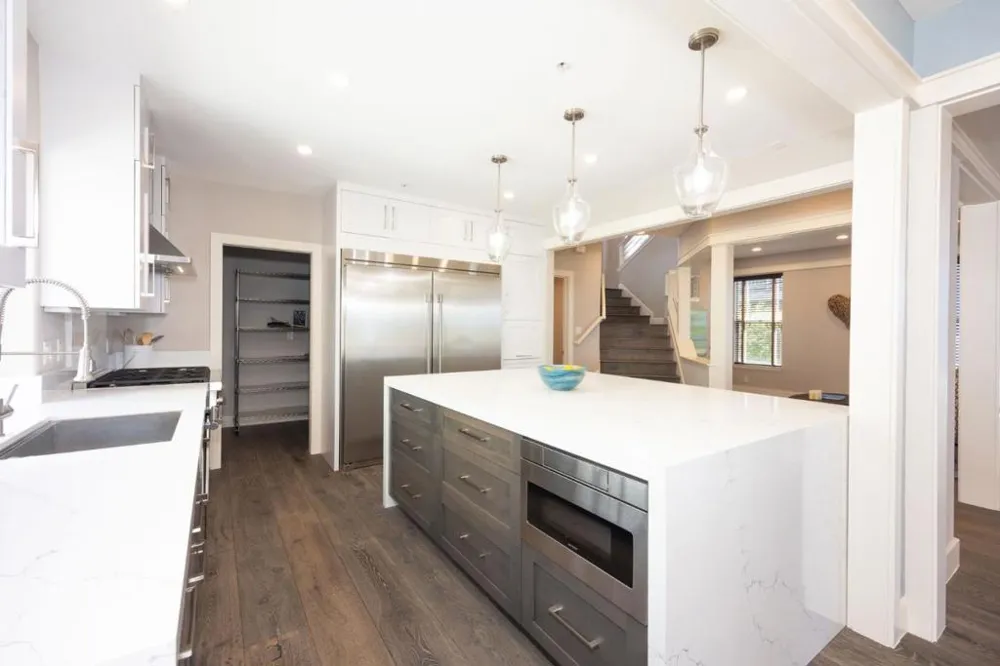 523 El Granada Boulevard El Granada, CA 94019