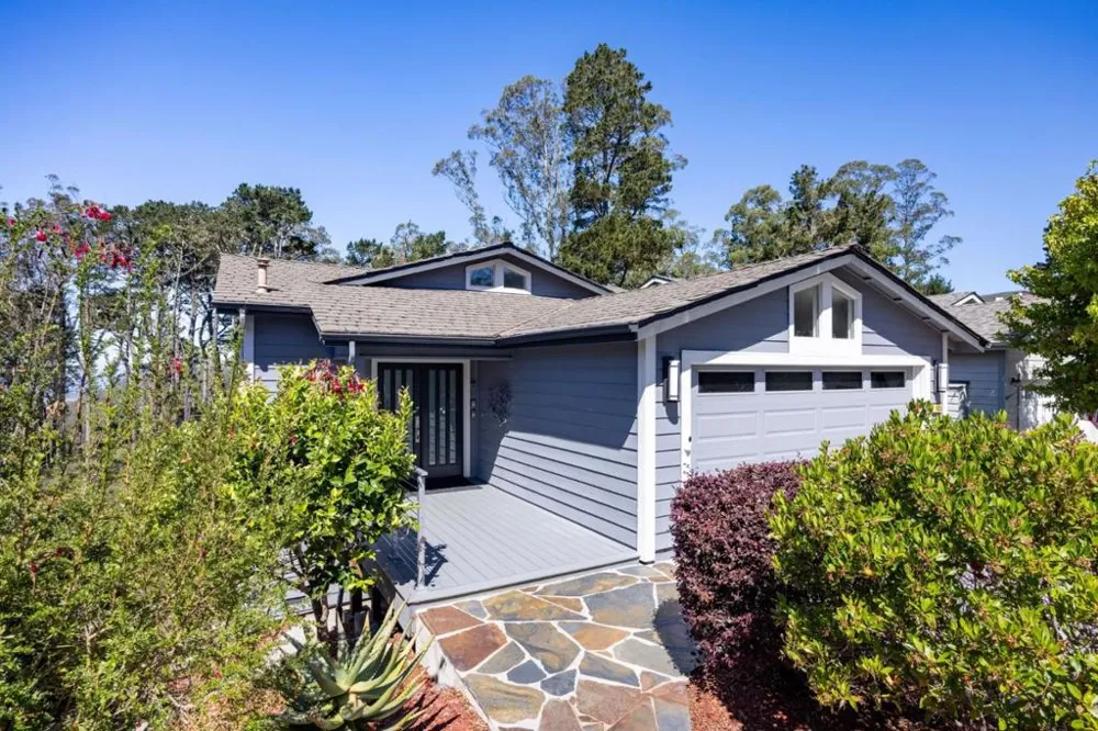 523 El Granada Boulevard El Granada, CA 94019