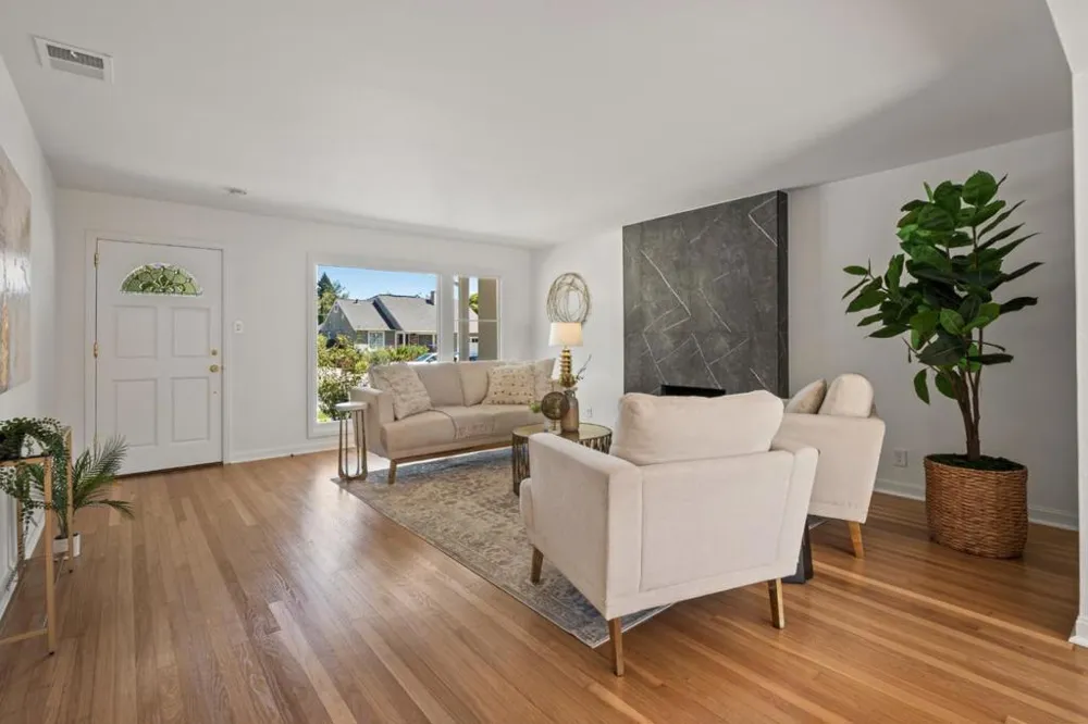 1630 Anamor Street Redwood City, CA 94061