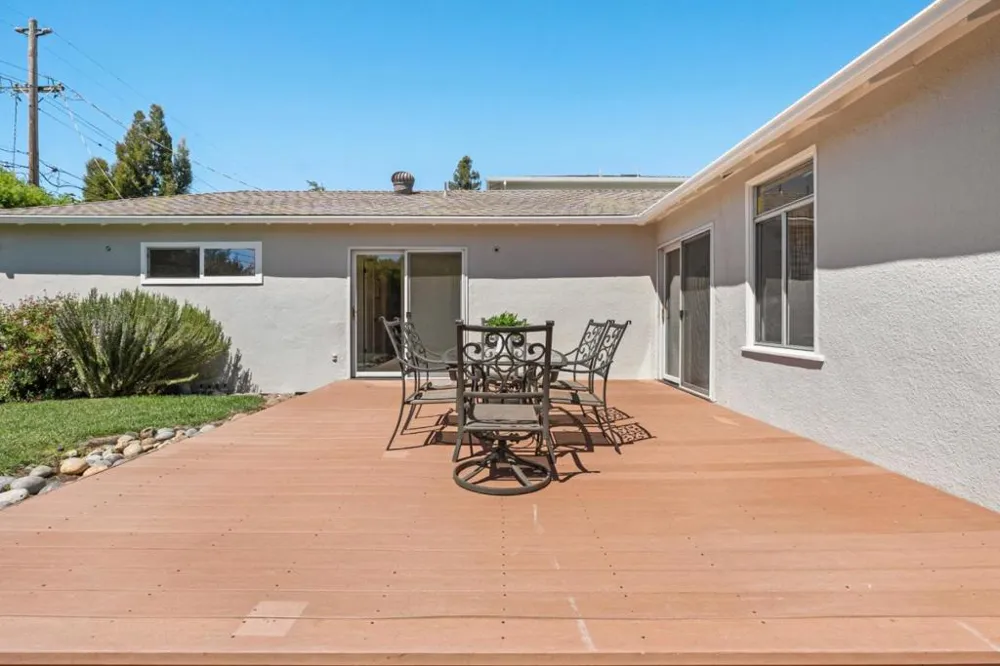 1630 Anamor Street Redwood City, CA 94061