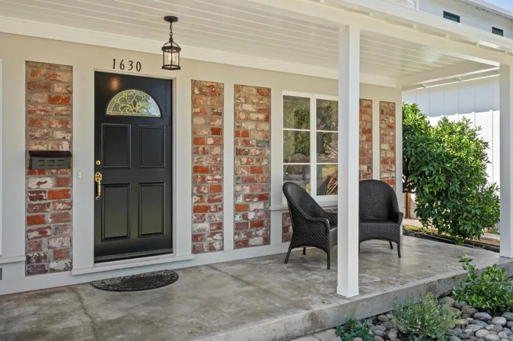 1630 Anamor Street Redwood City, CA 94061