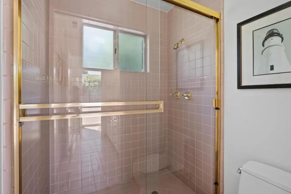 1630 Anamor Street Redwood City, CA 94061