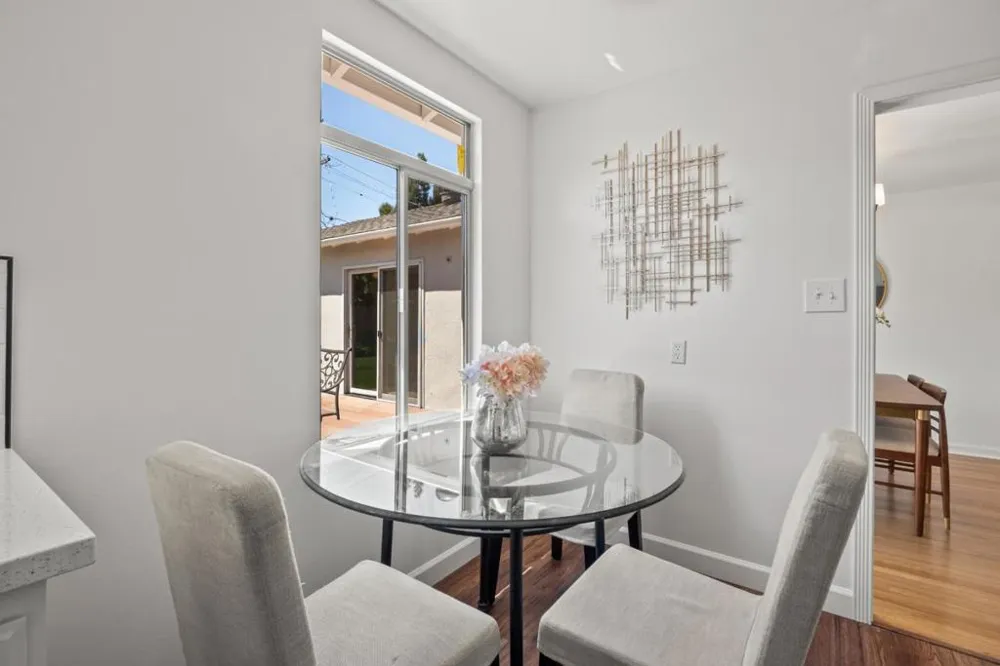 1630 Anamor Street Redwood City, CA 94061