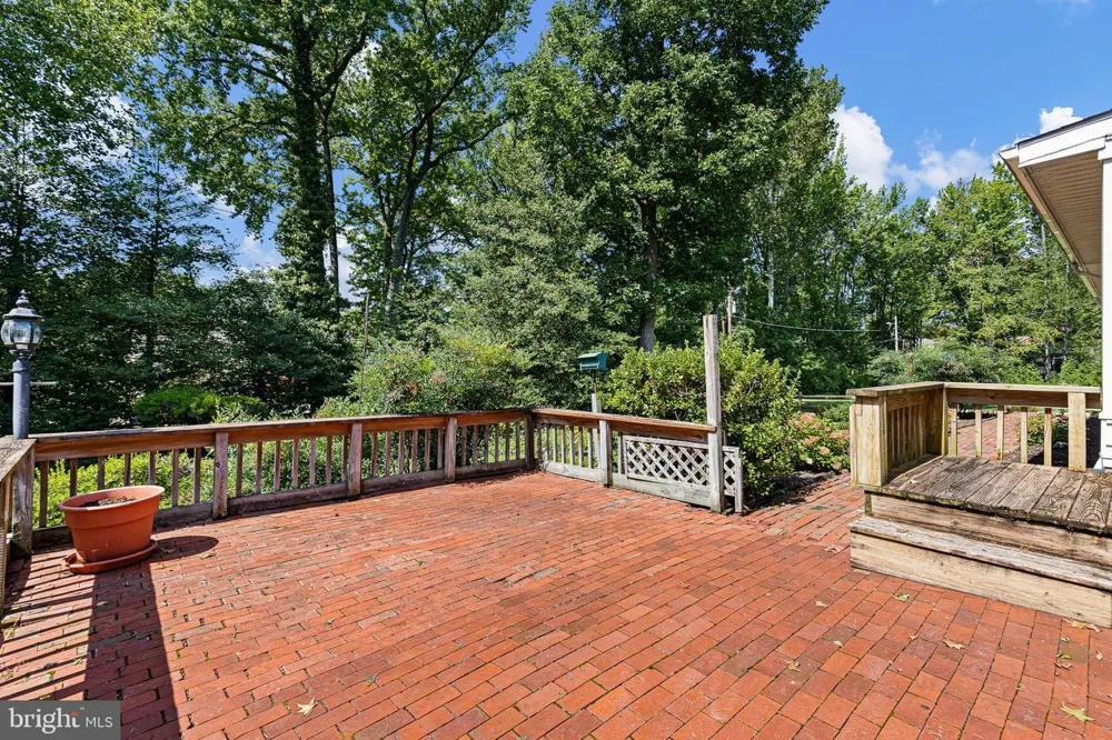 1110 WEBSTER DRIVE Wilmington, DE 19803