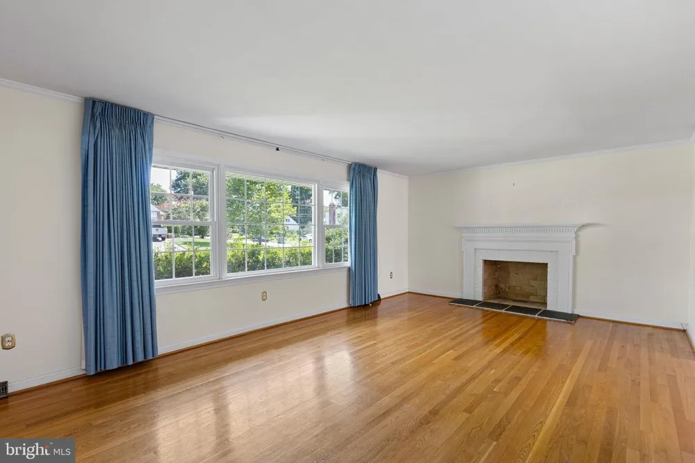 1110 WEBSTER DRIVE Wilmington, DE 19803
