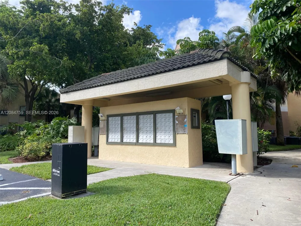 9999 Summerbreeze Dr #608 Sunrise, FL 33322