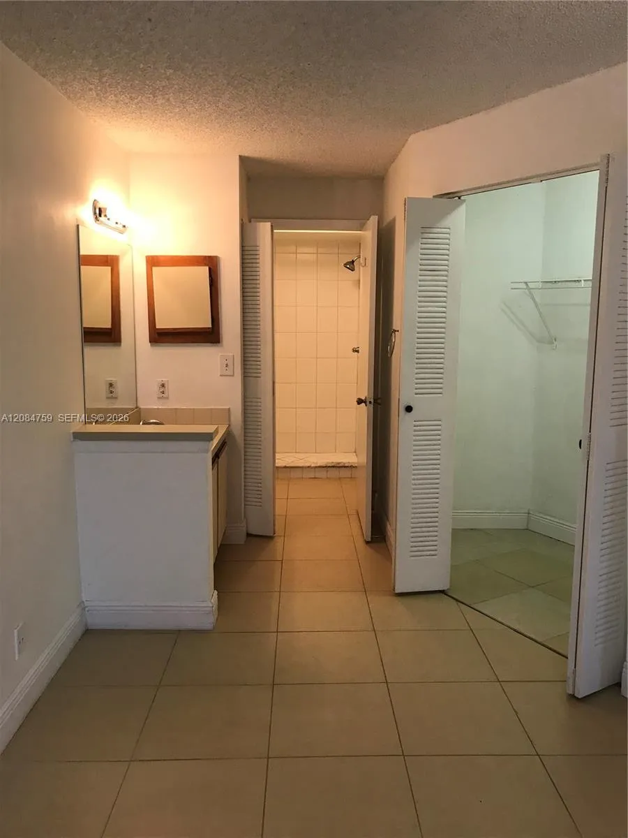9999 Summerbreeze Dr #608 Sunrise, FL 33322