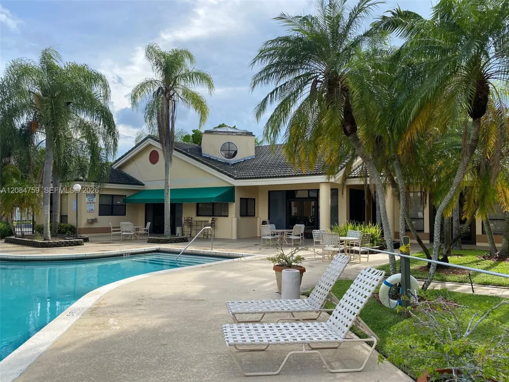 9999 Summerbreeze Dr #608 Sunrise, FL 33322