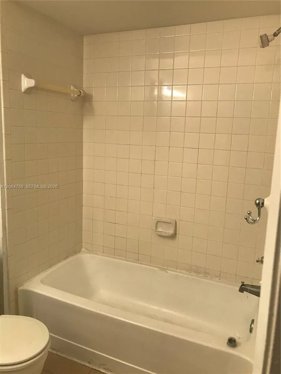 9999 Summerbreeze Dr #608 Sunrise, FL 33322