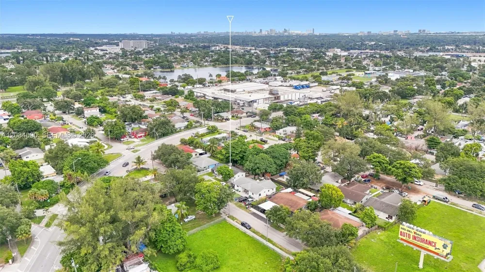 7981 NW 12th Pl #2 Miami, FL 33147