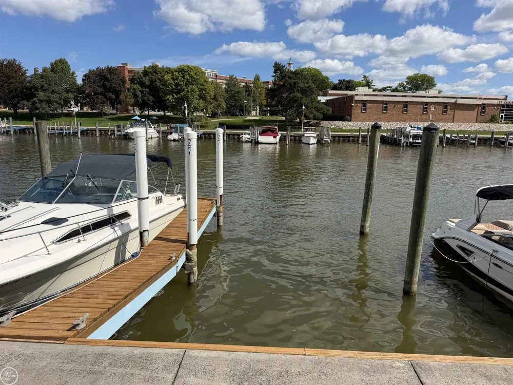 Boat Well River Port Huron City, MI 48060