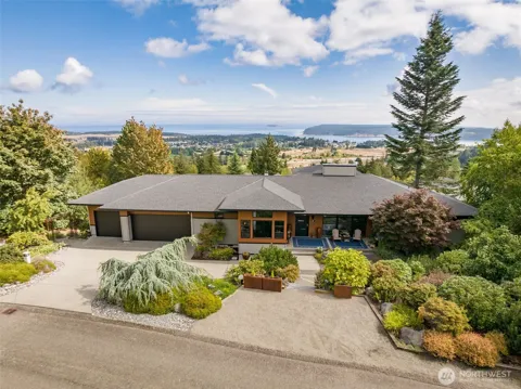 170 Flying Cloud Street