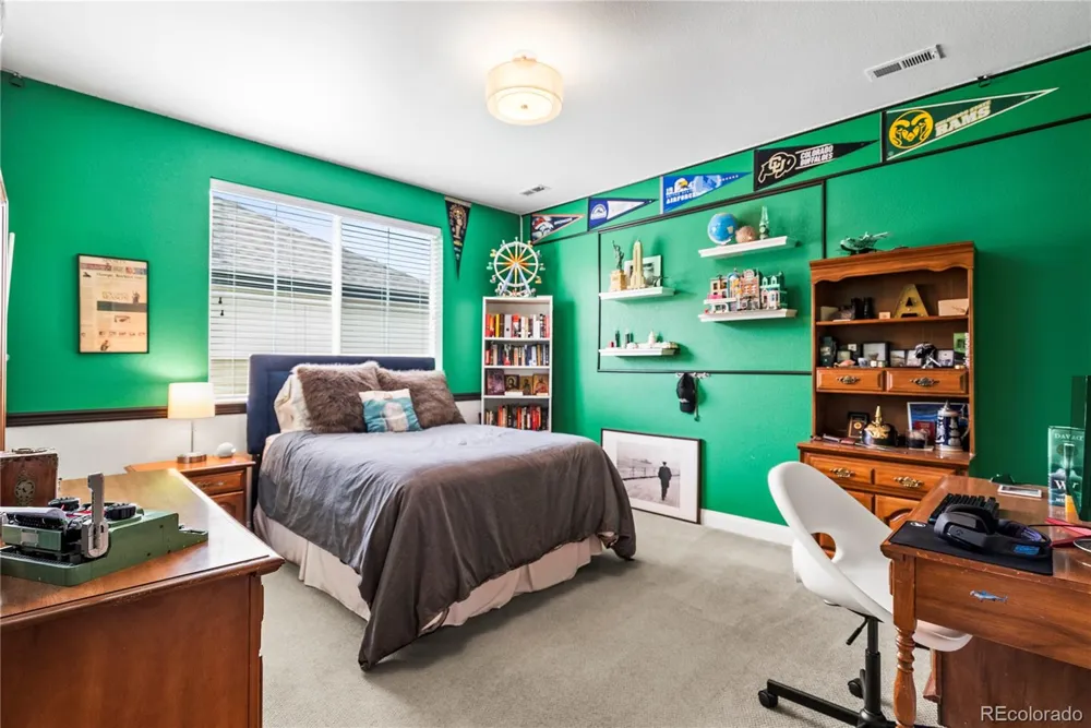 9237 E 4th Place Denver, CO 80230