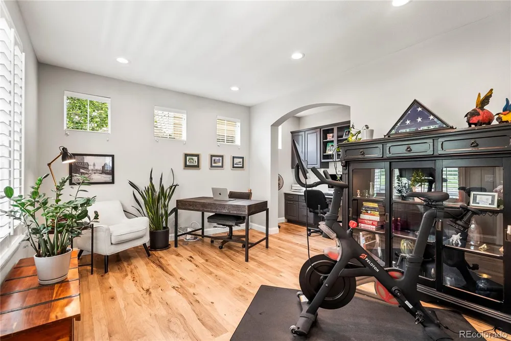 9237 E 4th Place Denver, CO 80230