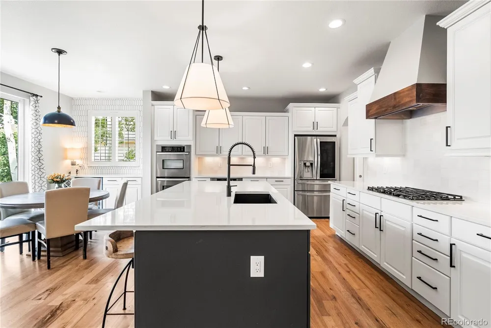 9237 E 4th Place Denver, CO 80230