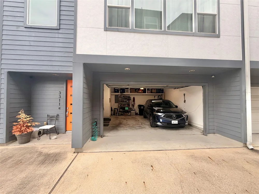 3311 Baer Street Houston, TX 77020